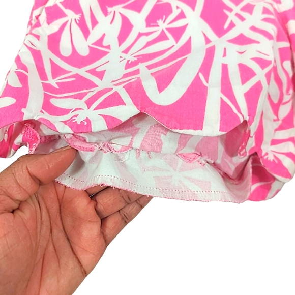 Lilly Pulitzer Pink & White Buttercup Scallop Shorts - Picture 6 of 10